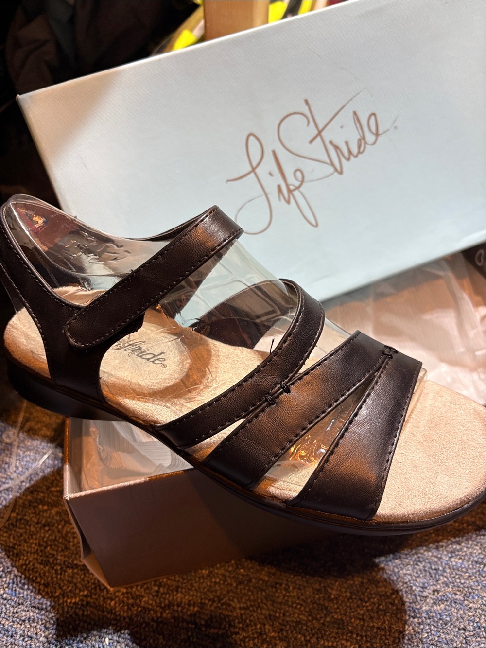 New Life Stride Black Strappy Velcro Comfort Sandals